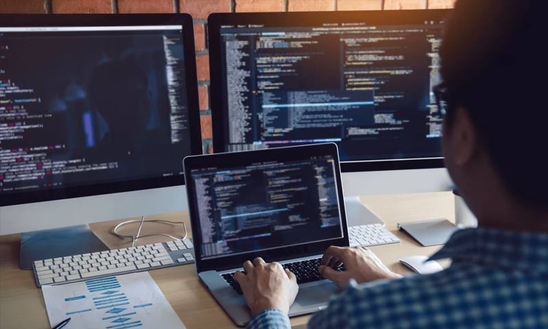 数据科学选型：R与Python如何赋能乐亭县网站建设？